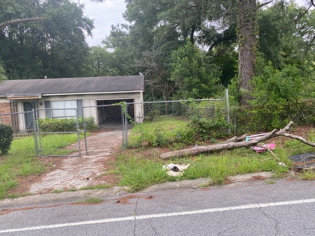 Image for Prime Fixer-Upper Auction: 3 Bedroom Brick Home Minutes from Macon