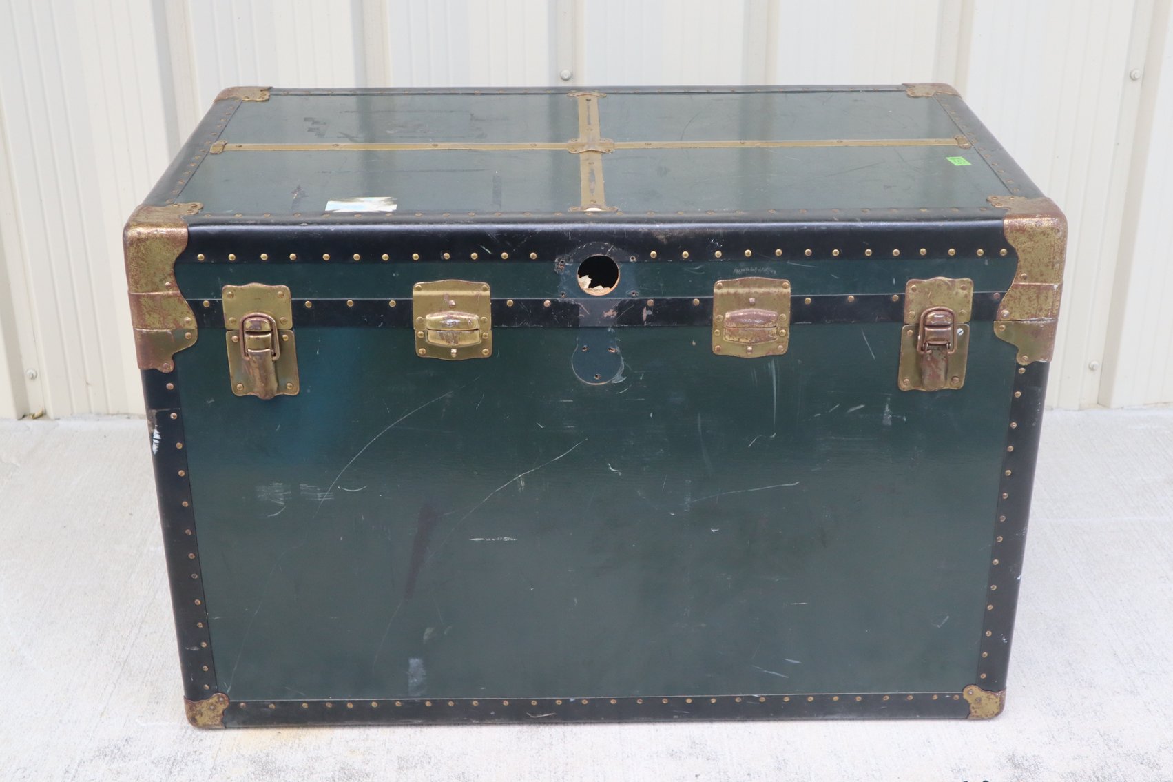 Image for October Gallery – Collectibles, Sports Memorabilia, Jewelry, Antiques, China, Furniture, and More!