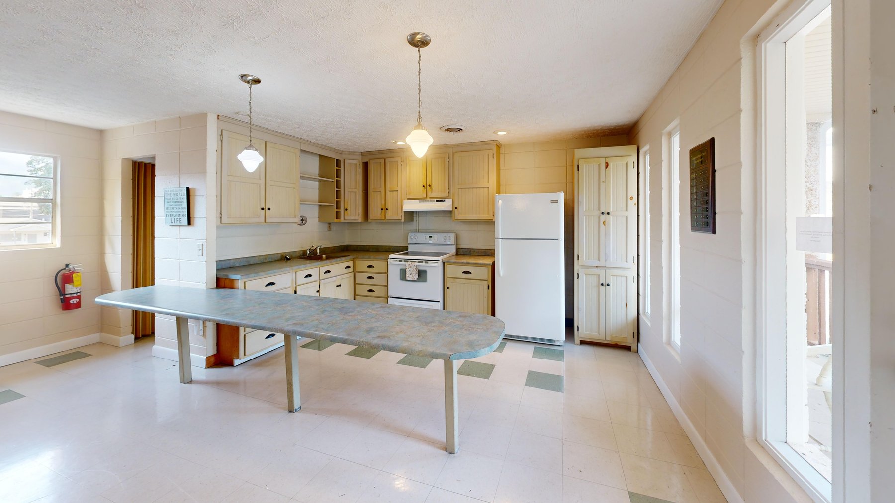 Image for *UNDER CONTRACT* 3,061 +/- SqFt Multi-Purpose Building in Clarkesville, Georgia