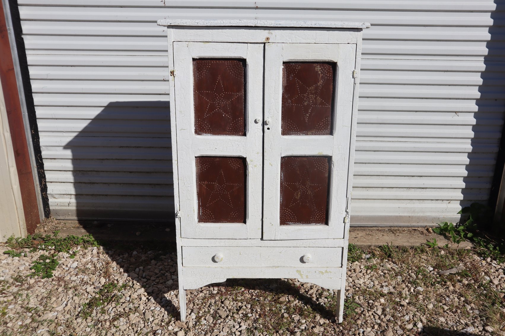 Image for November Gallery – Antiques, Collectibles, Jewelry, Artifacts, Stoneware, and More!