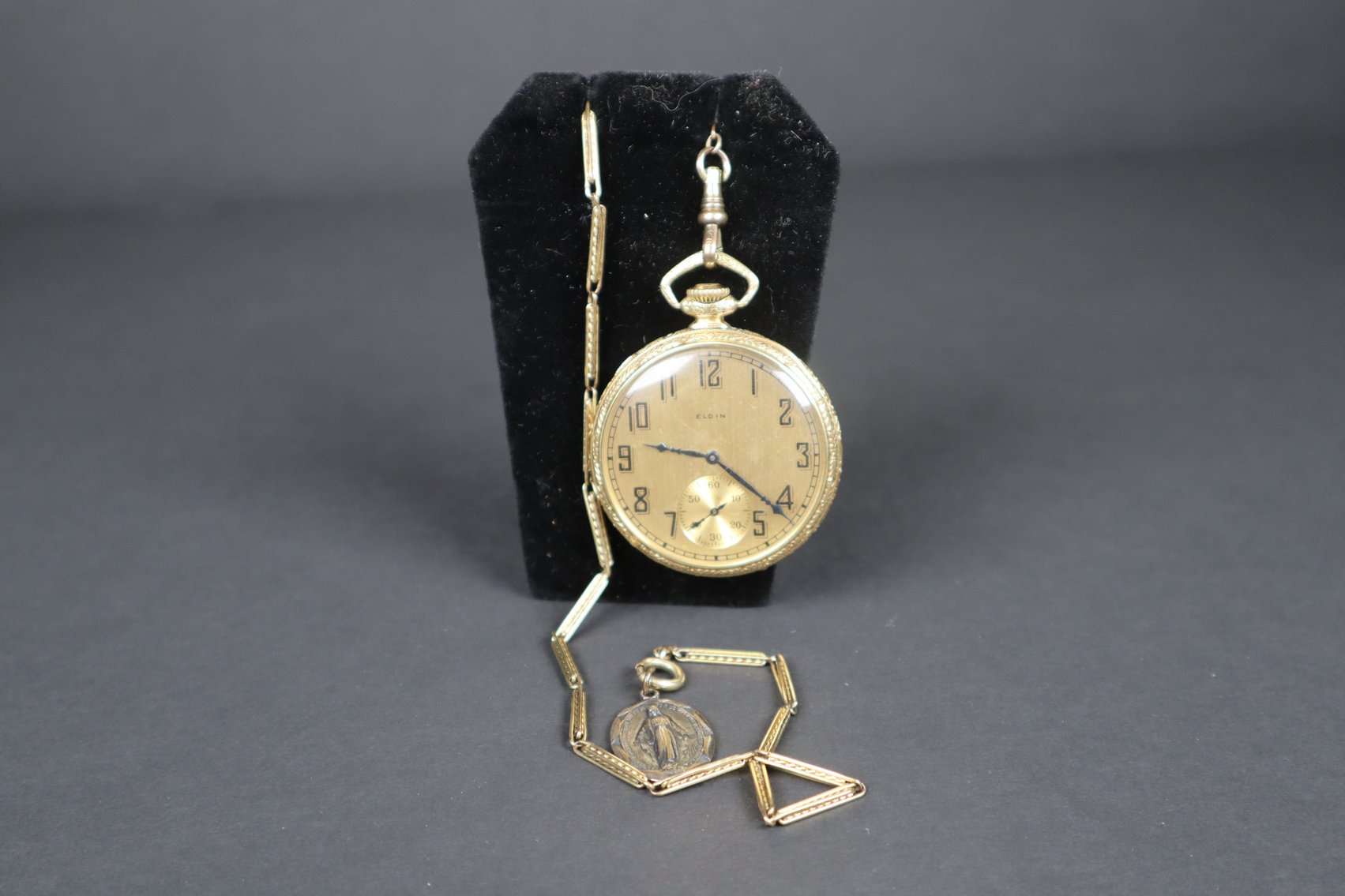 Image for December Gallery – Gold, Silver, and Diamond Jewelry. Artifacts, Coins, Collectibles, Furniture and More!