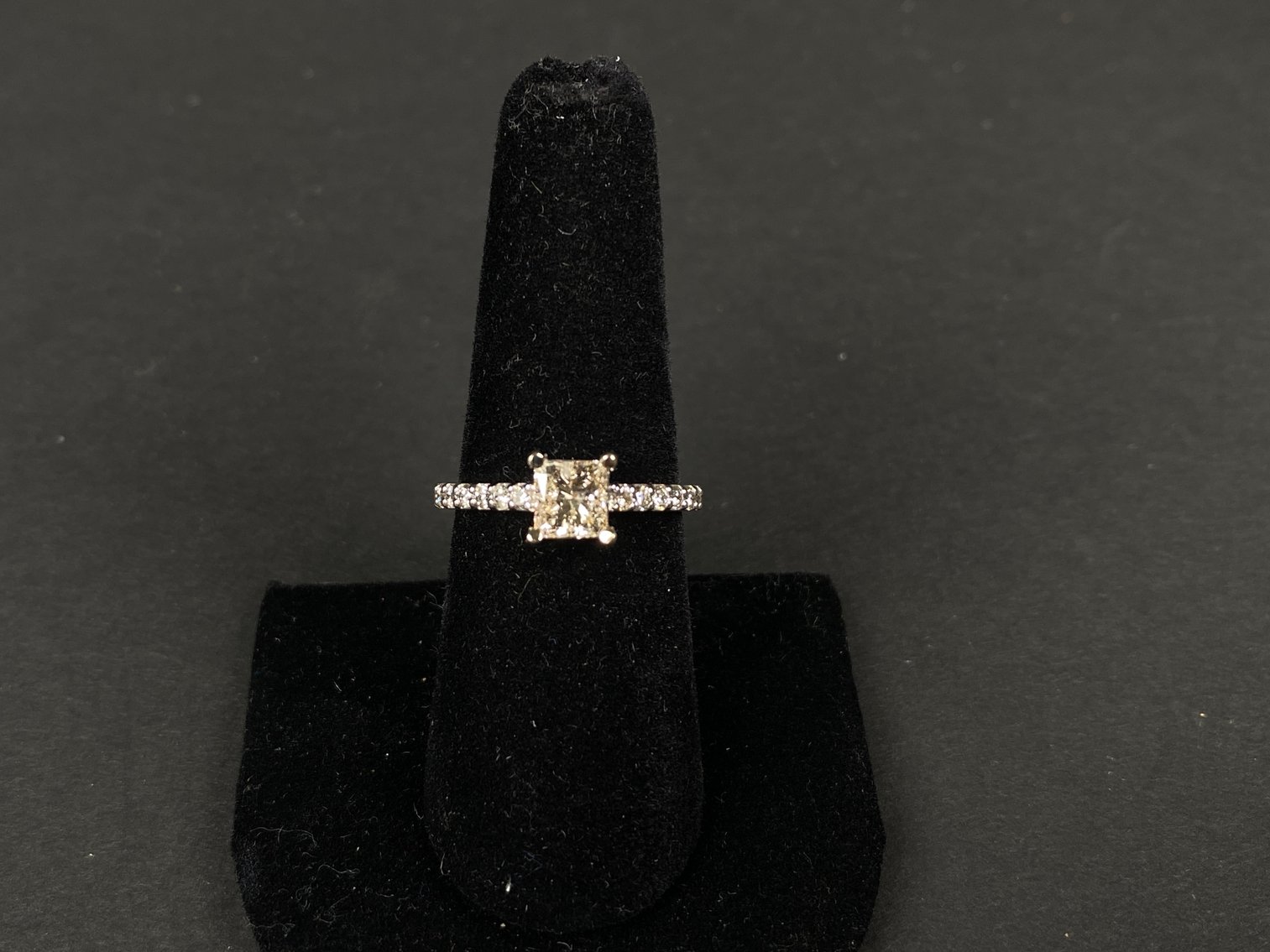 Image for December Gallery – Gold, Silver, and Diamond Jewelry. Artifacts, Coins, Collectibles, Furniture and More!