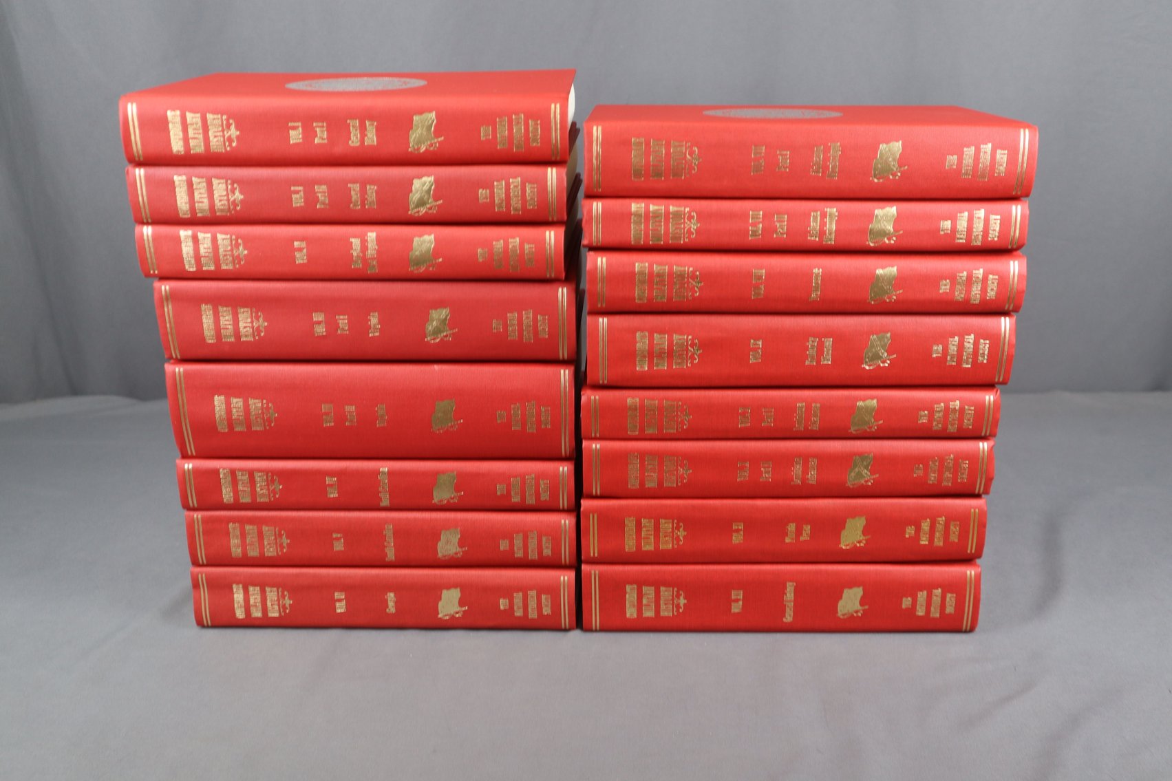 Image for January Gallery Auction – Vintage and Antique Collectibles, Furniture, Thermometers and More!