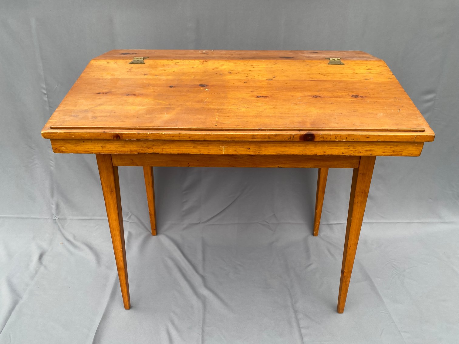 Image for The Estate of Mary Wise, 18th & 19th Century Antiques, Furniture, Fine China, Oriental Rugs, Mid-Century Decor, Original Art & More!