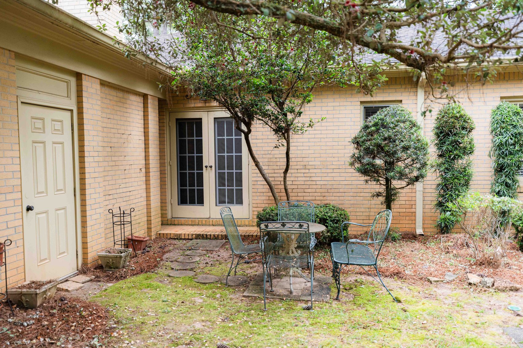 Image for Spacious 2,696 SqFt Brick Home on 0.735 Acres in Albany, GA