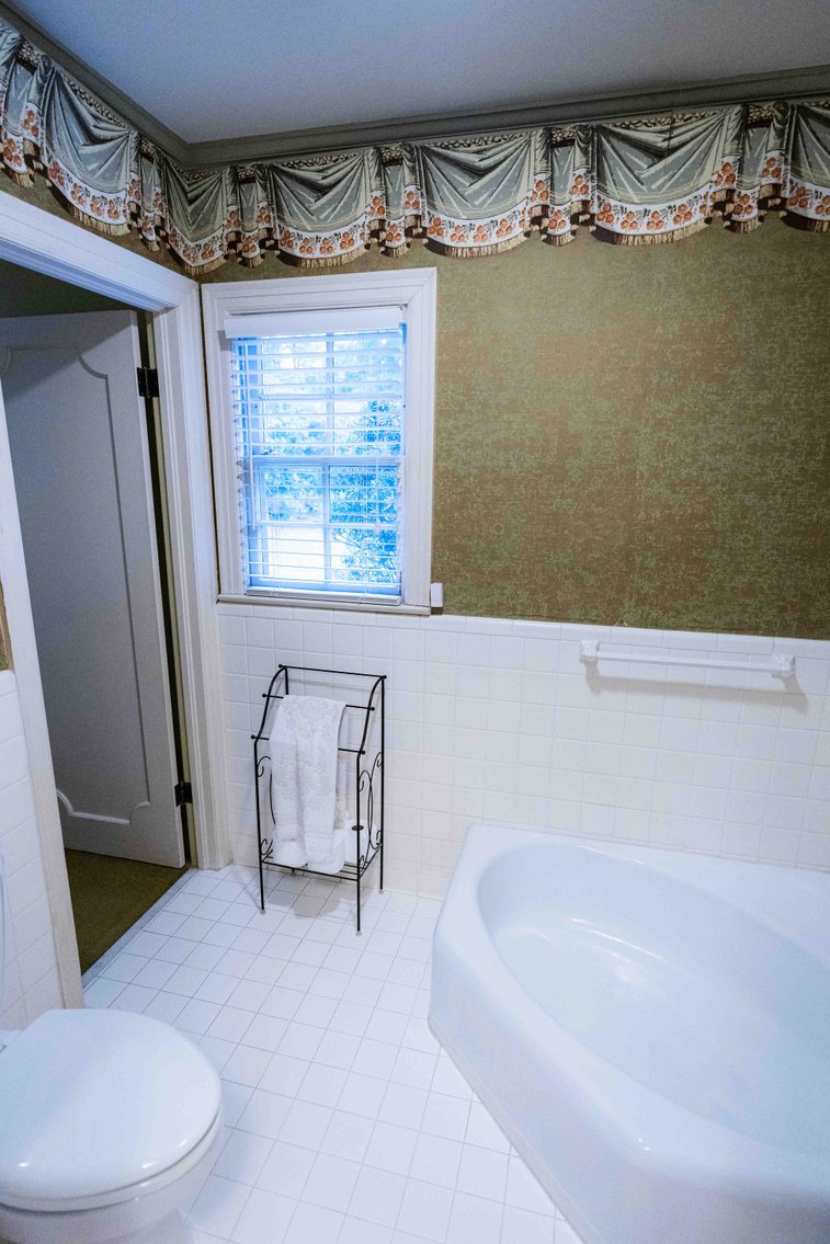 Image for Spacious 2,696 SqFt Brick Home on 0.735 Acres in Albany, GA