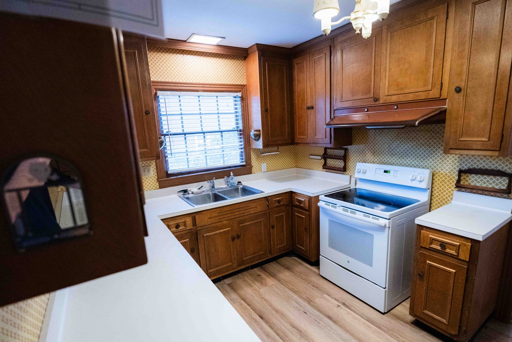 Image for Spacious 2,696 SqFt Brick Home on 0.735 Acres in Albany, GA