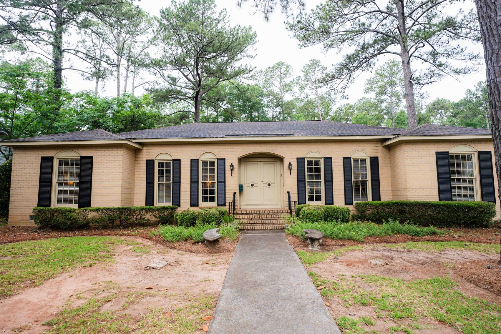Image for Spacious 2,696 SqFt Brick Home on 0.735 Acres in Albany, GA