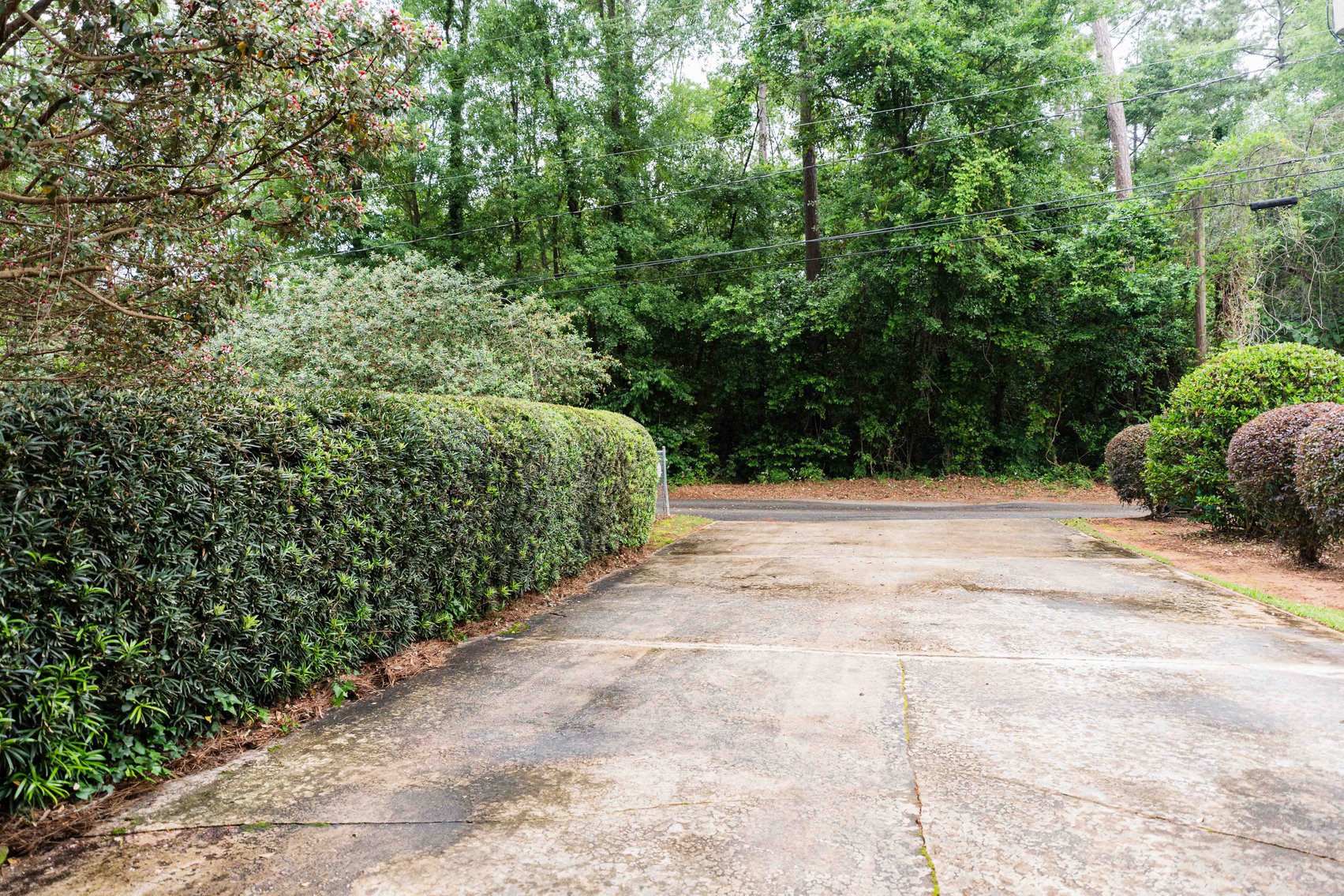 Image for Spacious 2,696 SqFt Brick Home on 0.735 Acres in Albany, GA