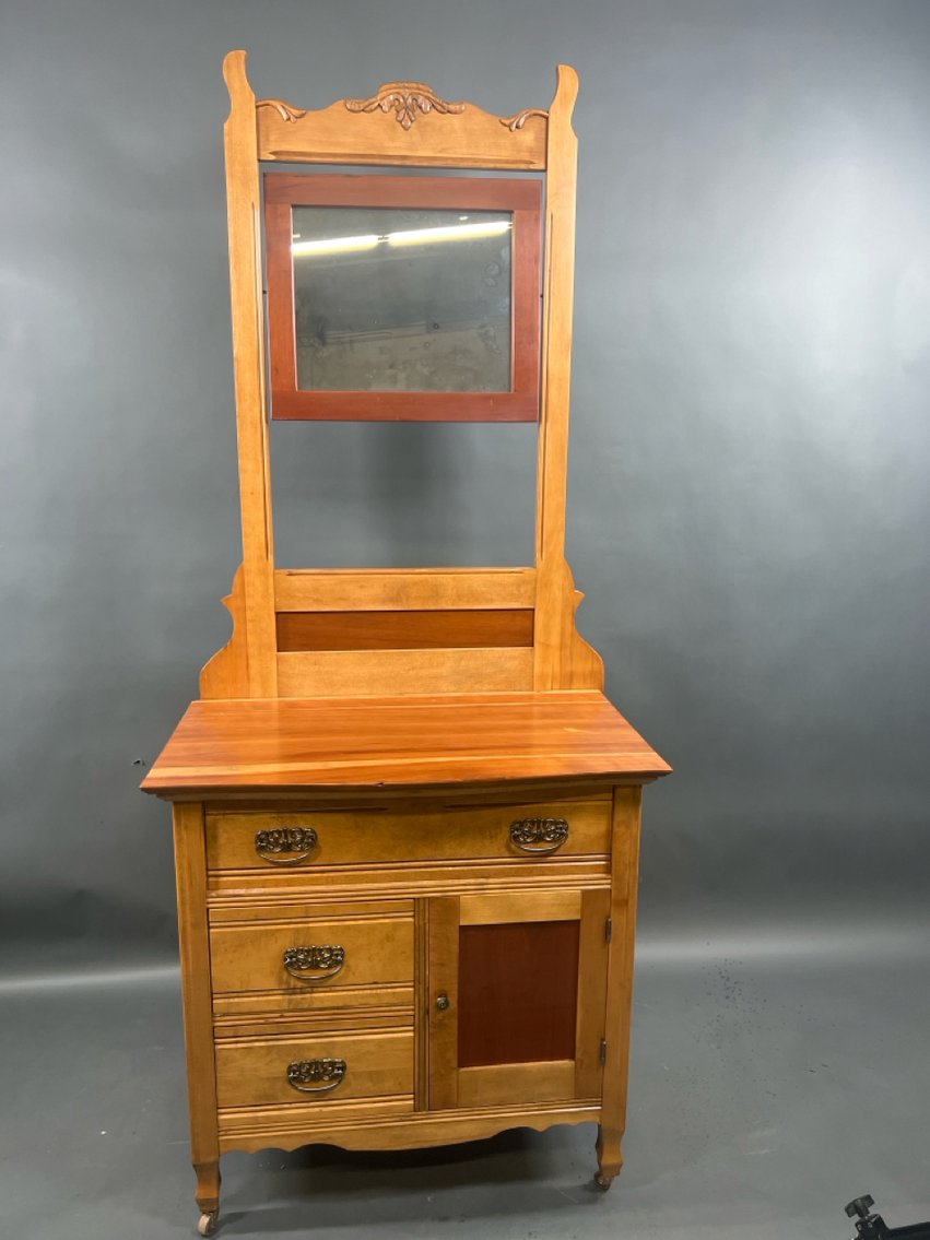 Image for Summer Curated Fine Antiques, Fine Jewelry, Fenton, Silver Flatware, Original Artwork, Antique Furniture and More