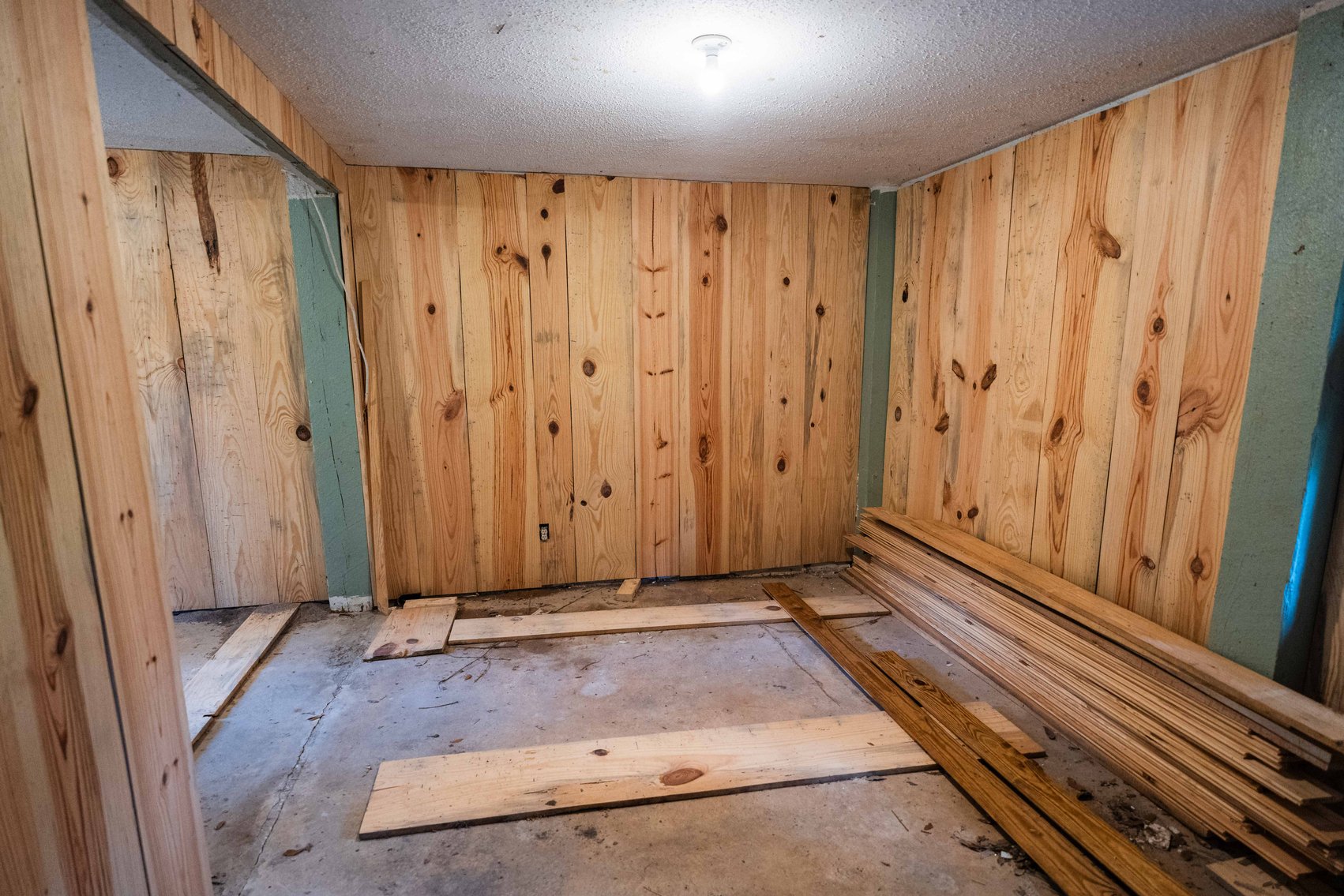 Image for Havana, Florida Investment Opportunity -- Home on 1 Acre