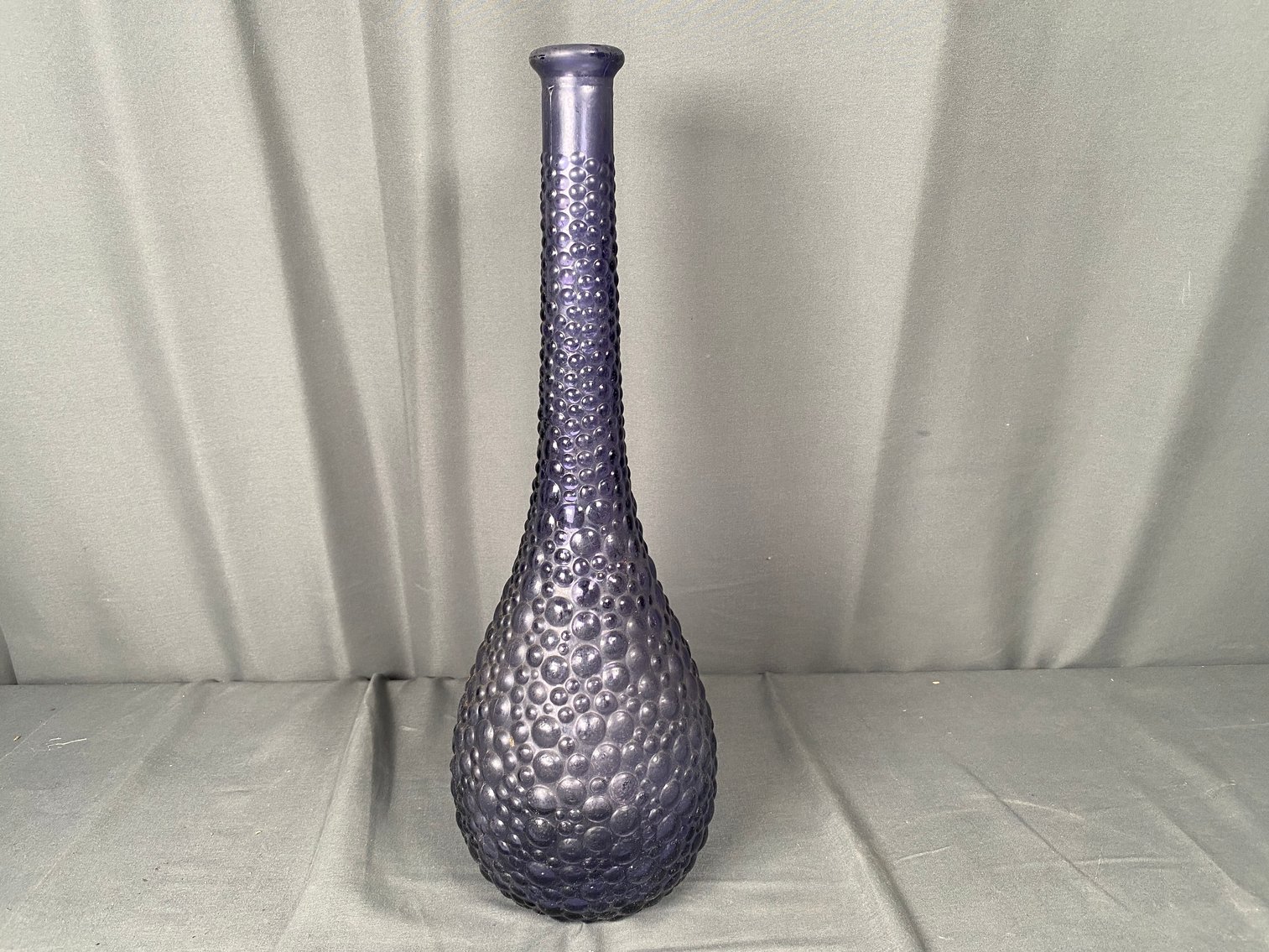 Image for Estate of Stacy and Wynette Suber Day 2 Featuring Antique Glassware, Furniture, Decor and More!