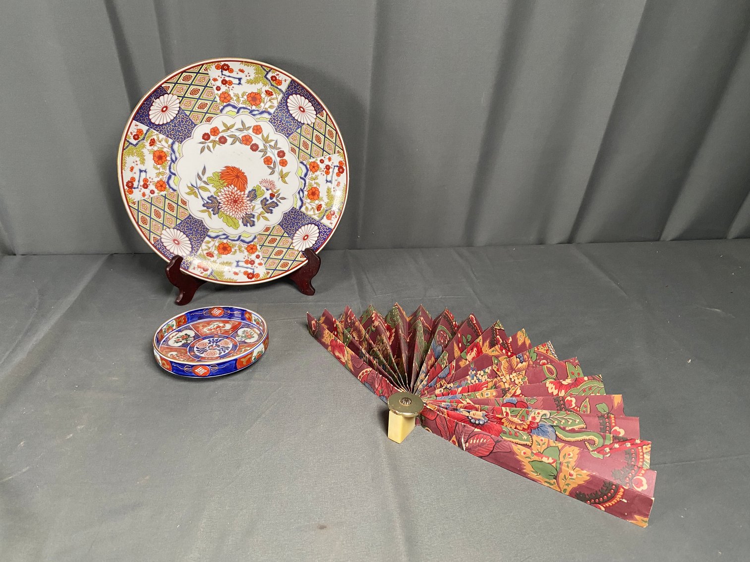 Image for Estate of Stacy and Wynette Suber Day 2 Featuring Antique Glassware, Furniture, Decor and More!