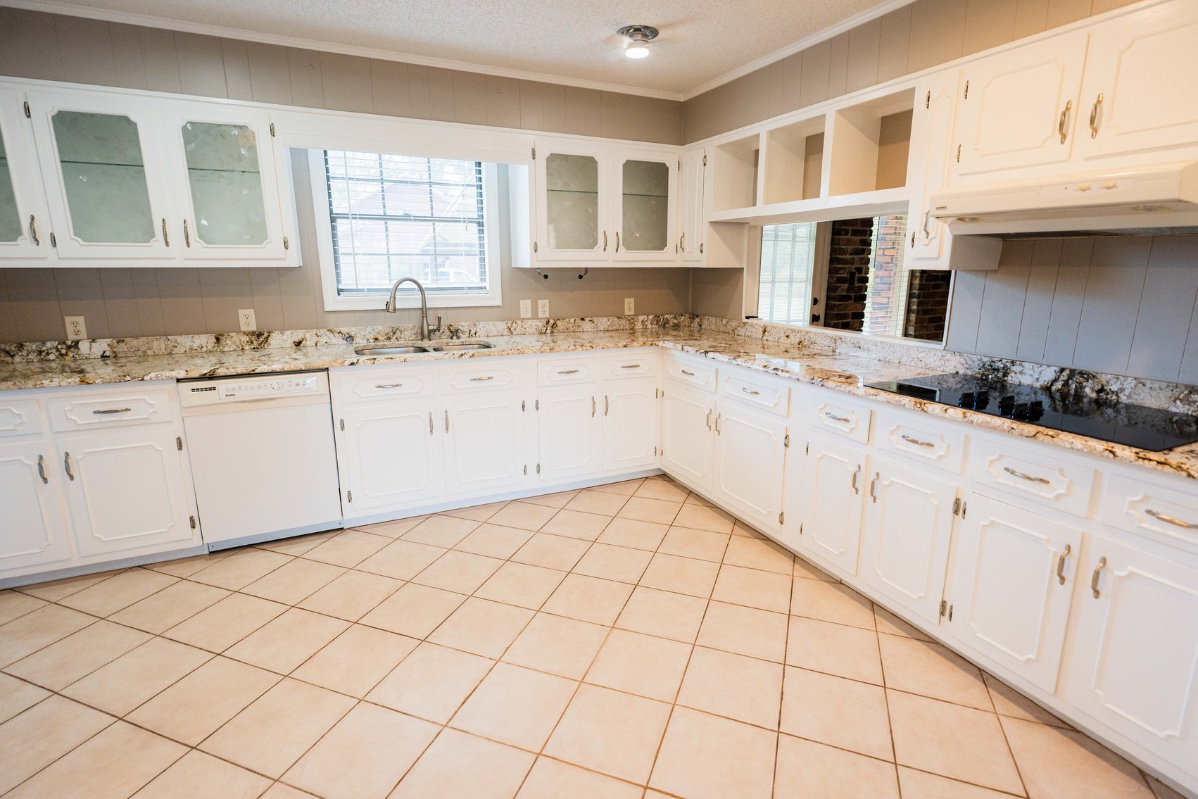 Image for 6.74+/- Acres and Home on Miller Bridge Road, Northern Lowndes County