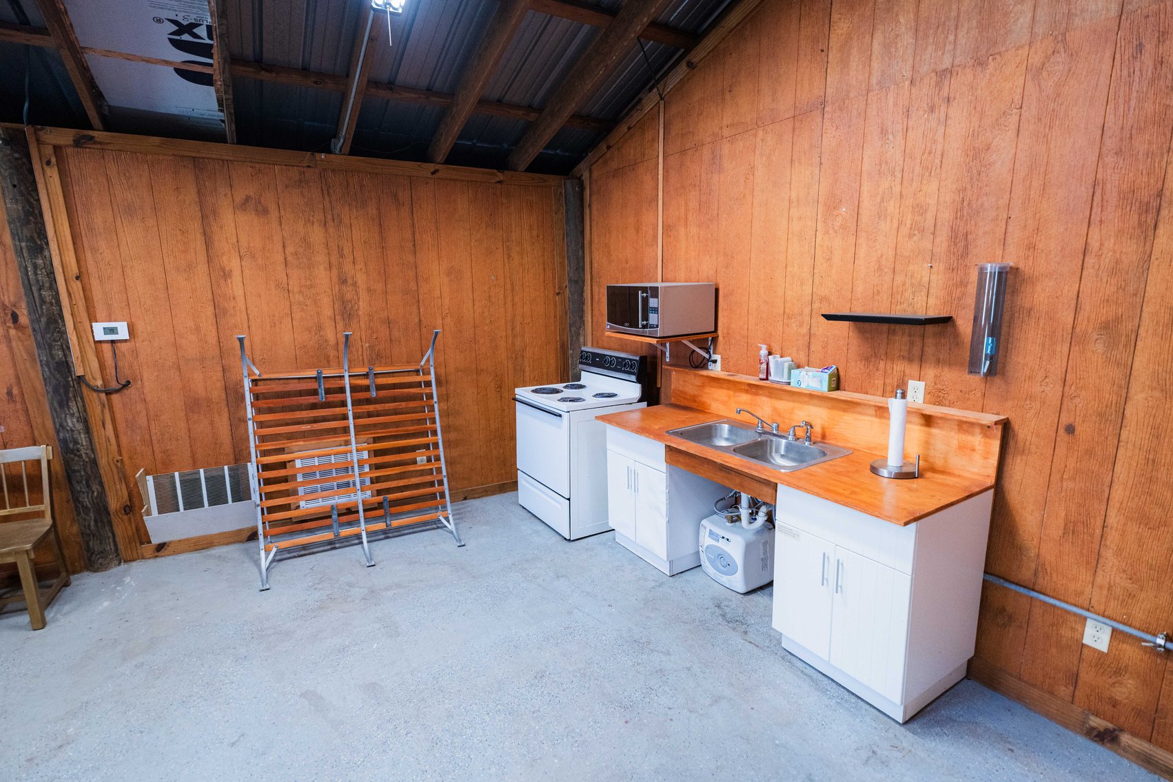 Image for 6.74+/- Acres and Home on Miller Bridge Road, Northern Lowndes County