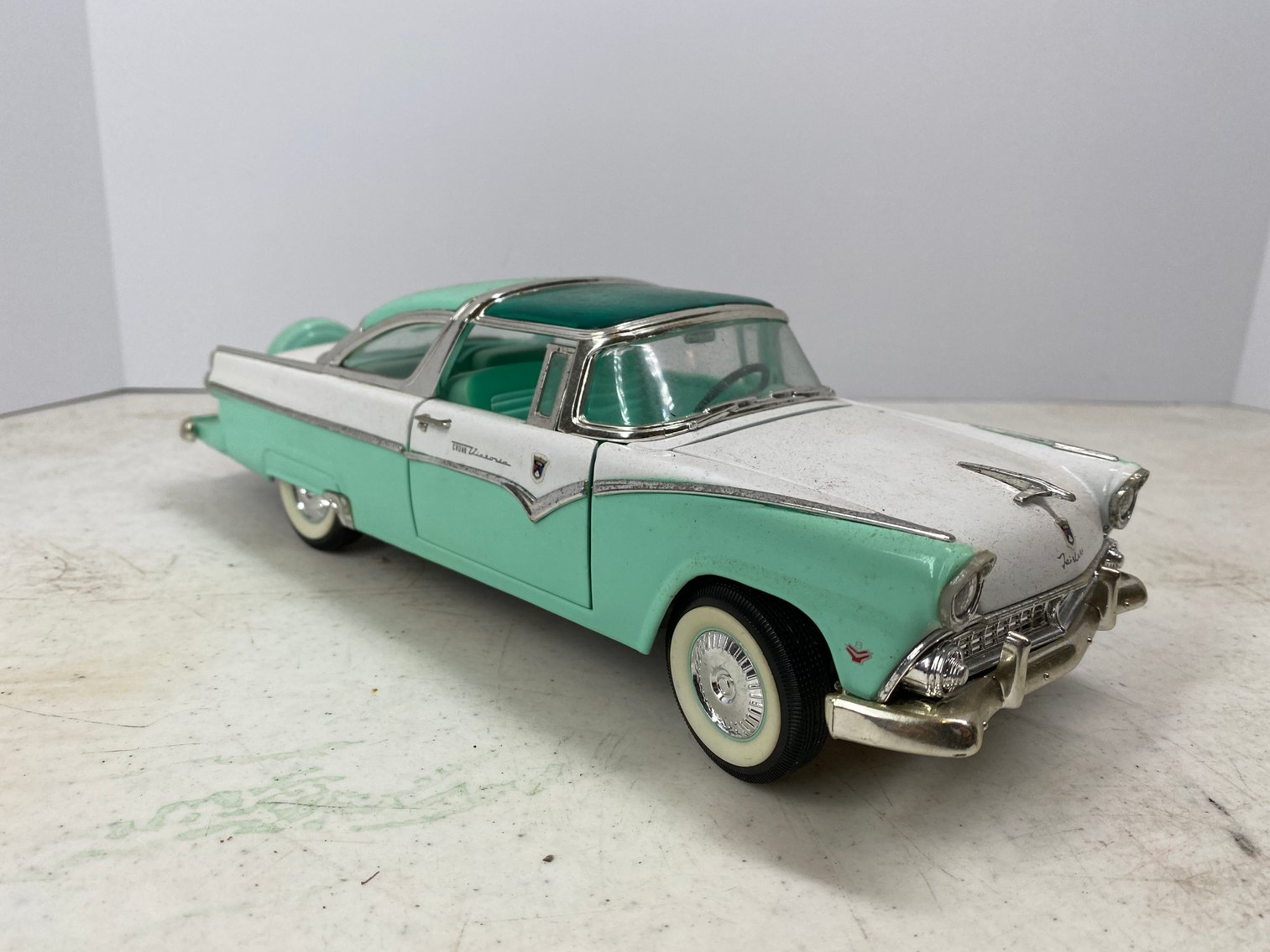 Image for Hot Rod Heaven Featuring Cars, Parts, Tools & Collectibles