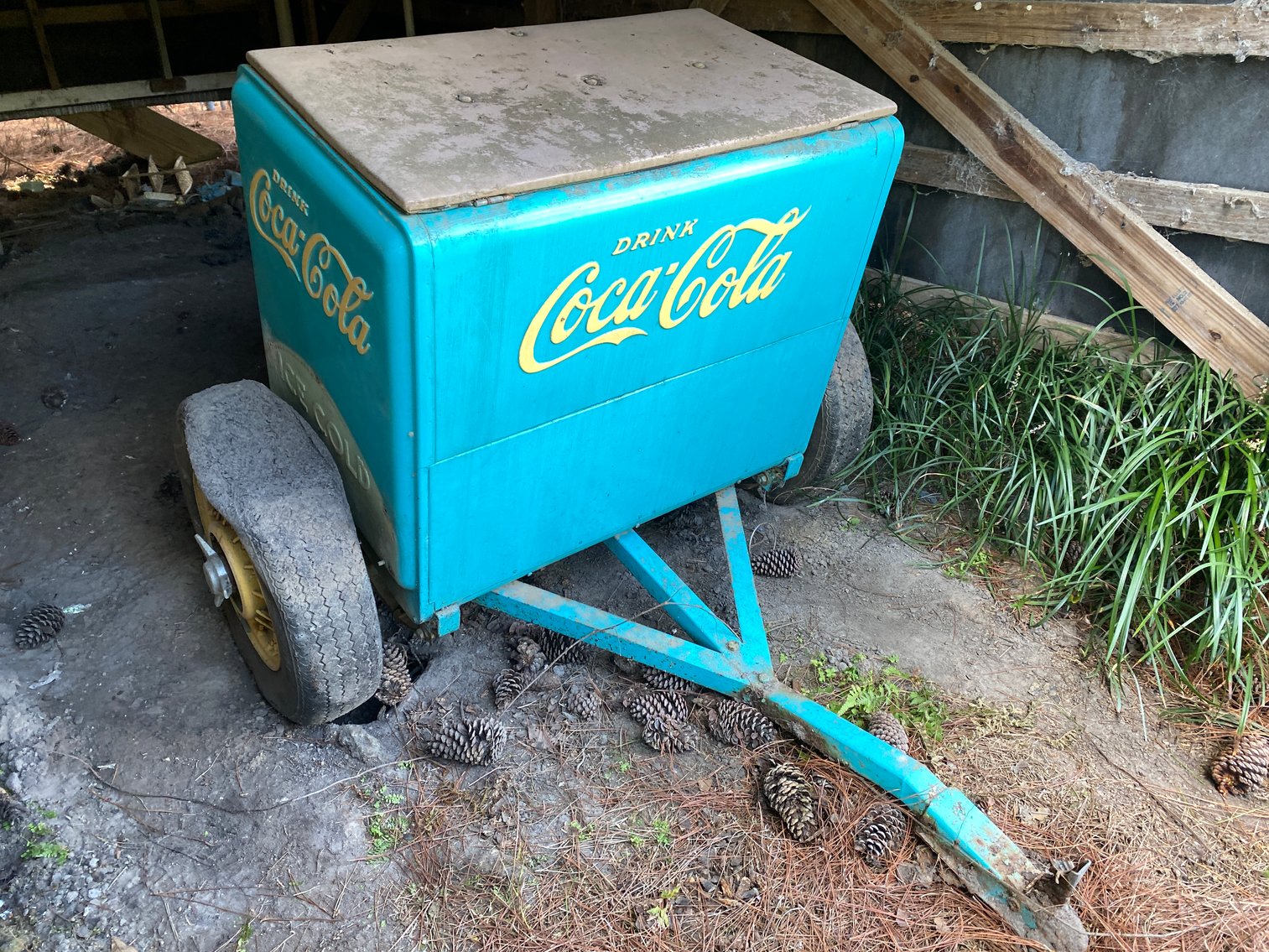 Image for Hot Rod Heaven Featuring Cars, Parts, Tools & Collectibles