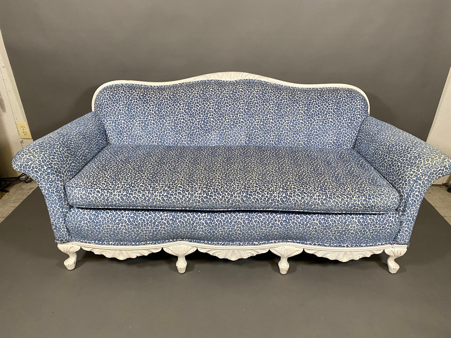 Image for Gold, Diamond and Pearl Jewelry, Artwork, Vintage Furniture, Home Decor, and More!