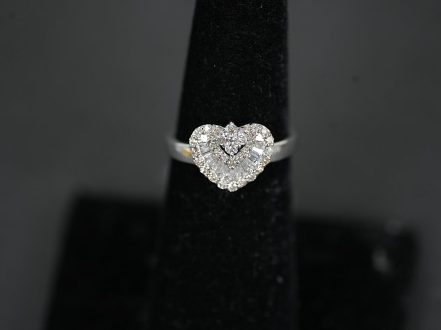 Image for Gold, Diamond and Pearl Jewelry, Artwork, Vintage Furniture, Home Decor, and More!