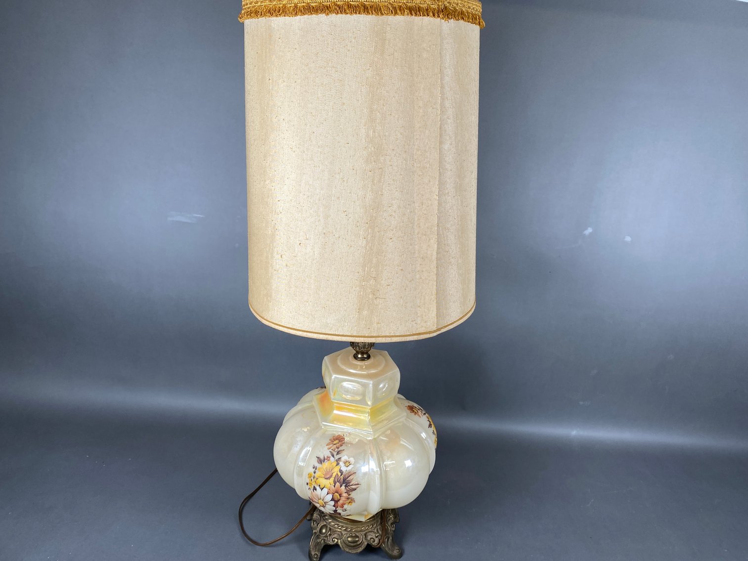 Image for Gold, Diamond and Pearl Jewelry, Artwork, Vintage Furniture, Home Decor, and More!