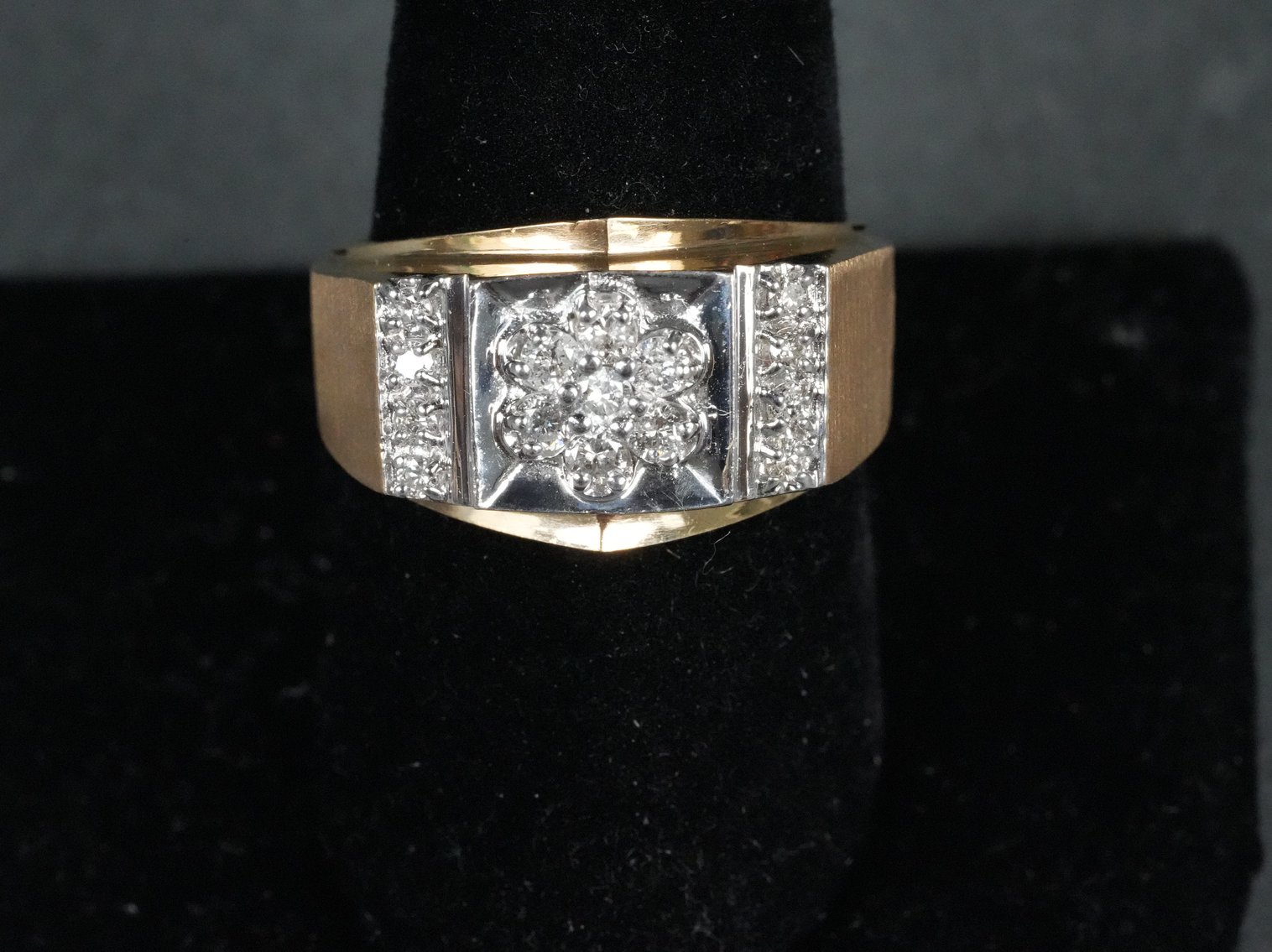 Image for February 2026 Gallery Auction Featuring Vintage Lighting, Fine Jewelry, Antiques, Artwork and More