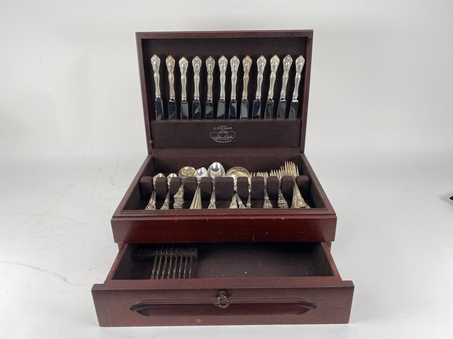 Image for May 2026 Combined Gallery Auction: Antiques, Collectibles and More