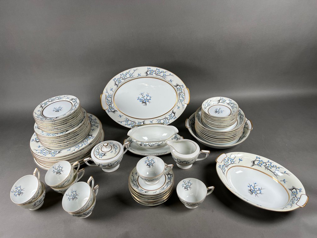 Image for July 2026 Gallery Auction Featuring Antique & Vintage Furniture, Art, Glassware, China, Jewelry & Decorative Accents