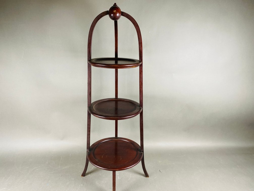 Image for July 2026 Gallery Auction Featuring Antique & Vintage Furniture, Art, Glassware, China, Jewelry & Decorative Accents