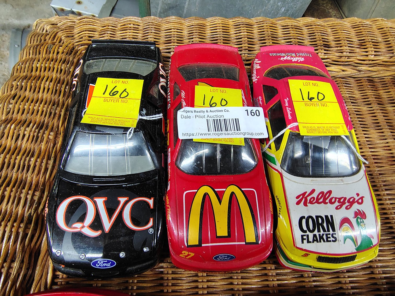 Image for Personal Property Online Auction - Vintage Finds & Collector's Gems