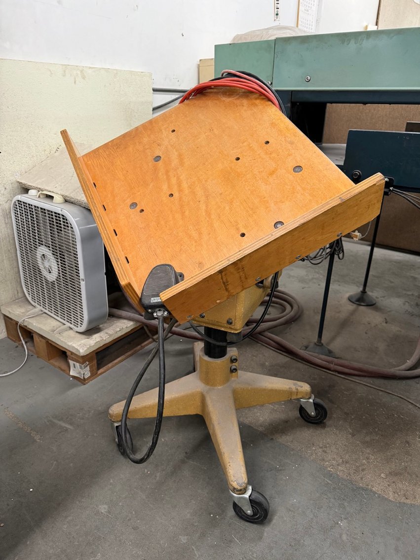 Image for Printing/Bindery Equipment (Bloomington, MN)