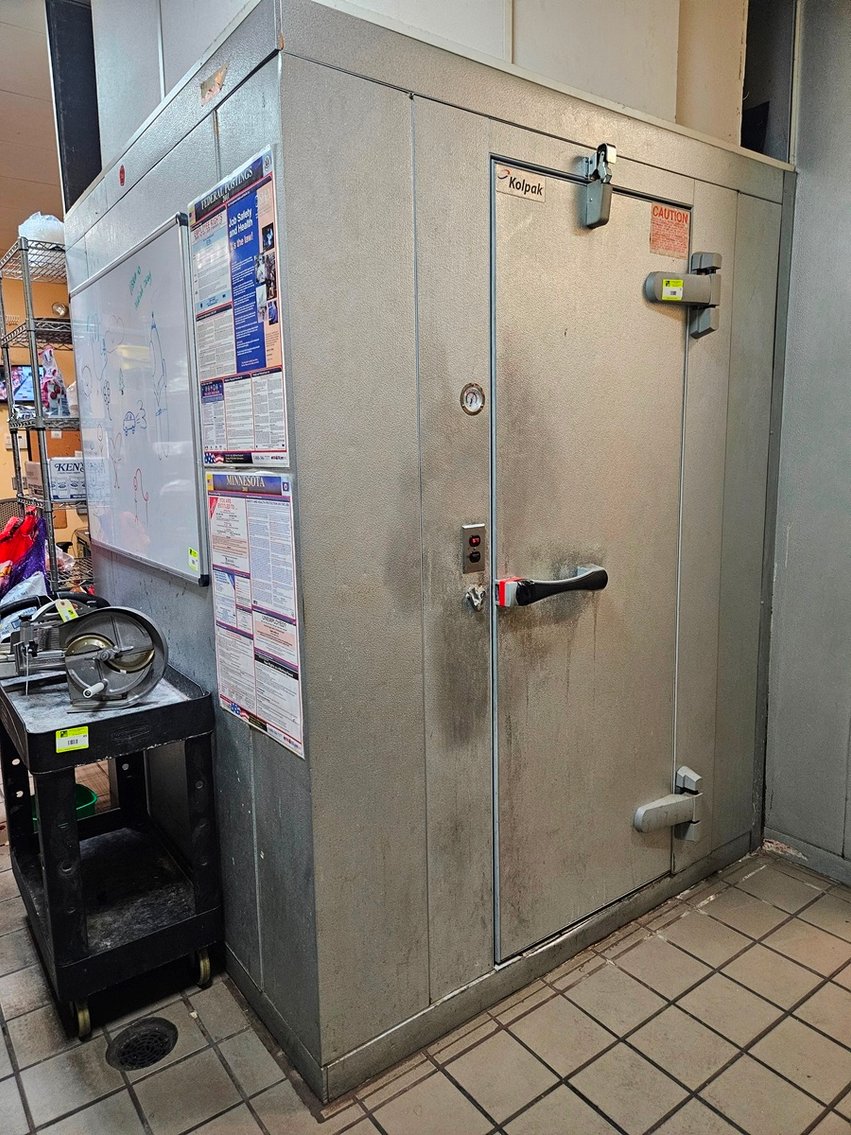 Image for Quiznos Sandwich Shop Liquidation