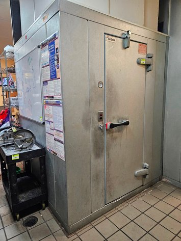 Image for Quiznos Sandwich Shop Liquidation