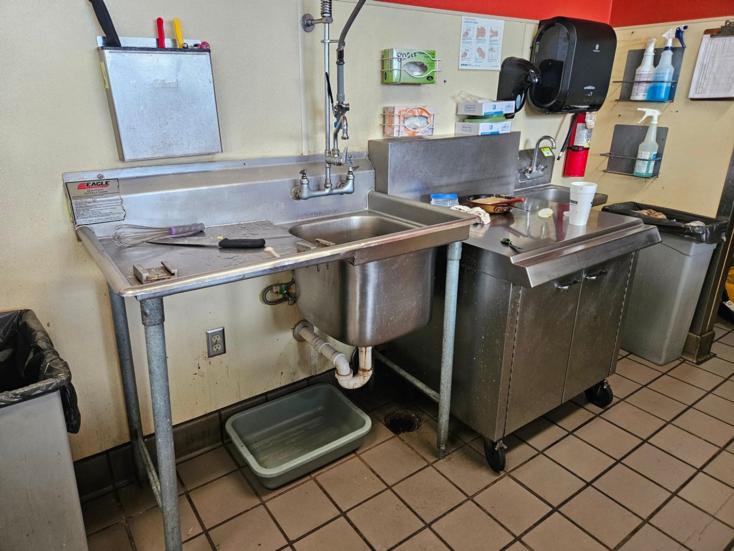 Image for Quiznos Sandwich Shop Liquidation