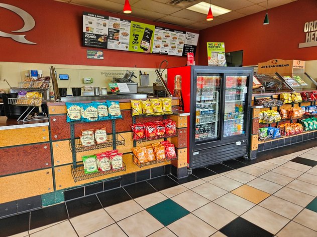 Image for Quiznos Sandwich Shop Liquidation