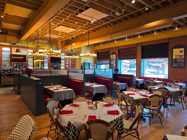 Image for Salut Bar Americain Decor & Furniture