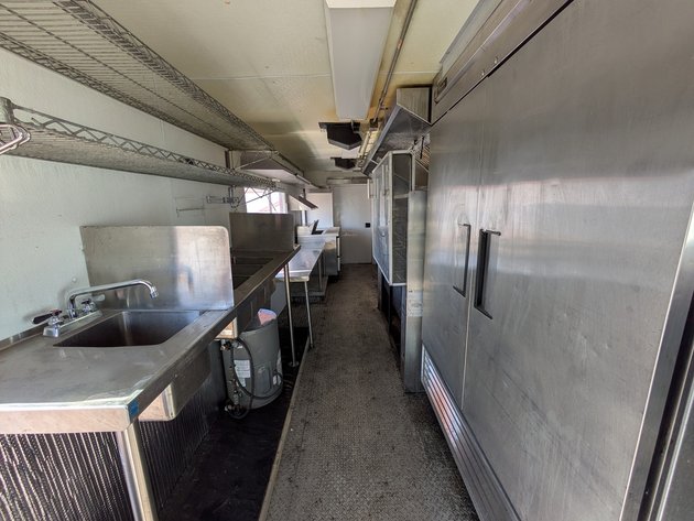 Image for 2004 Freightliner Food Truck