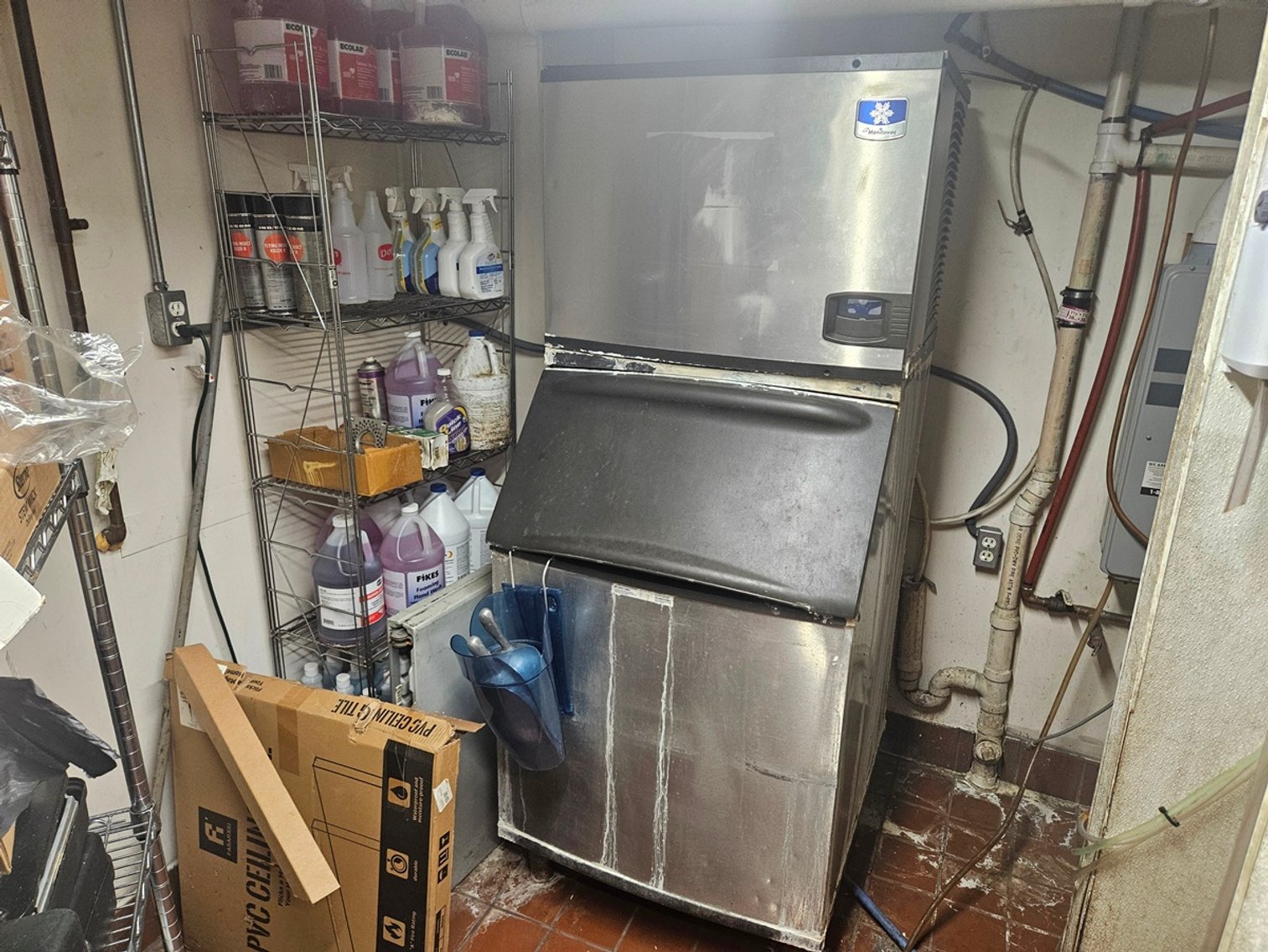 Image for Mavericks Bar & Grill Equipment and Furnishings