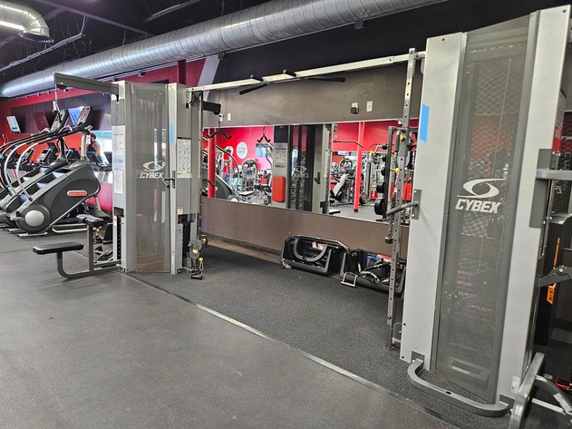 Image for Snap Fitness Equipment Liquidation