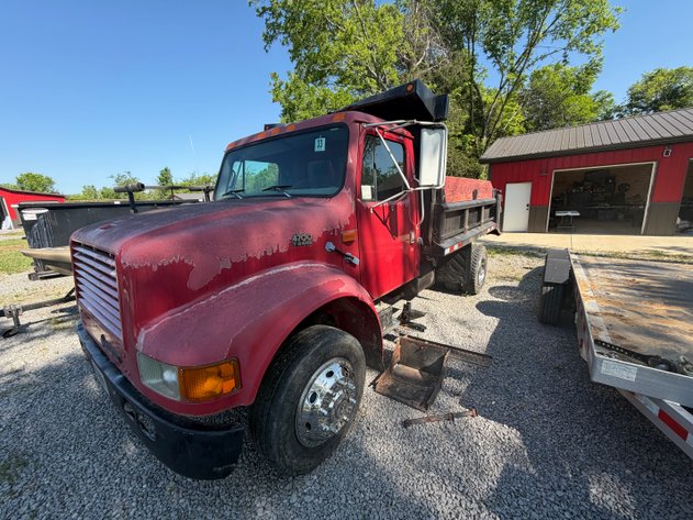 Image for JE Moore Online Auction