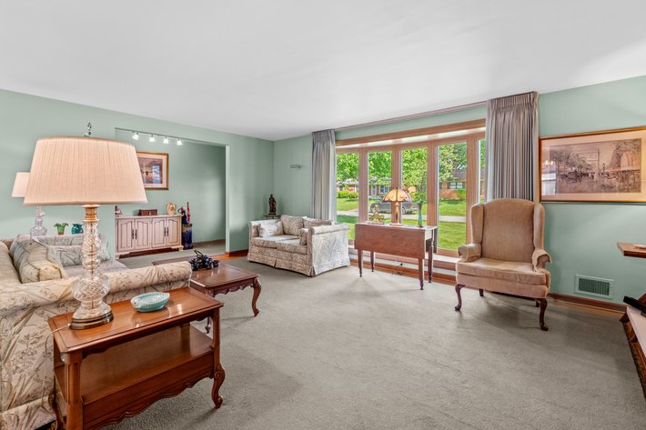 Image for Absolute Real Estate Auction off Newburg Rd.