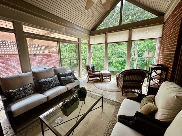 Image for Downsizing Auction in Valencia Villas