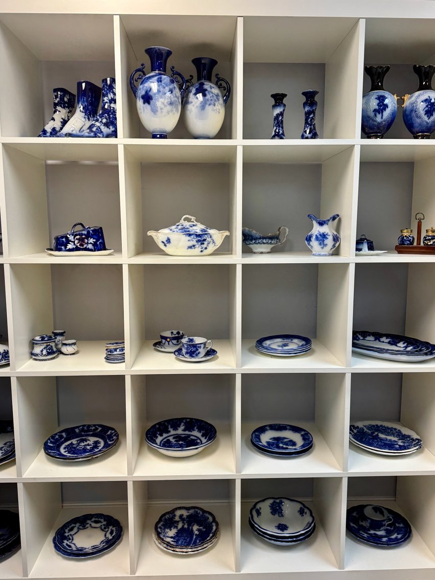 Image for Fine Antiques & Decorative Arts Auction