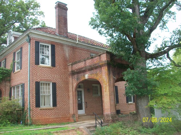 Image for REAL ESTATE - ONLINE & LIVE - A 4,420' HOUSE ON 2.22 ACRES - BRODNAX VA