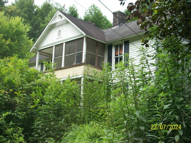 Image for ***CANCELLED*** ABSOLUTE TRUSTEE AUCTION - 140 ACRES AND A 1,956' HOUSE - SCOTT COUNTY, VA