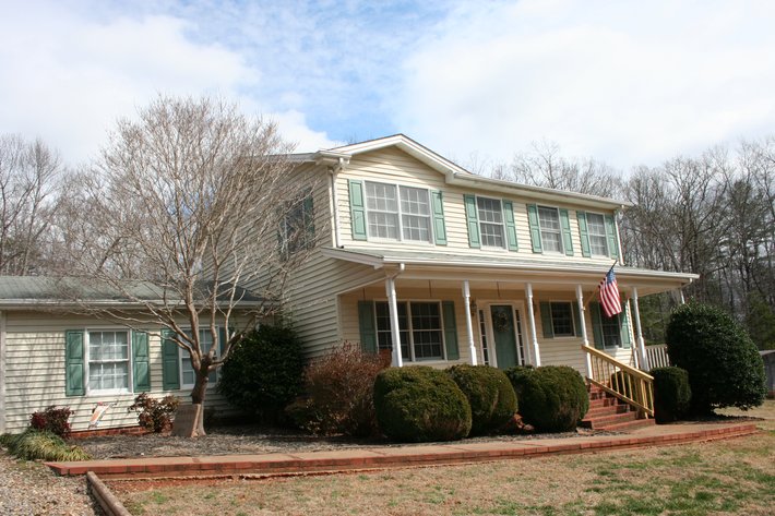 Image for SCENIC DRIVE - STUART, VA - REAL ESTATE & PERSONAL PROPERTY - LIVE ON SITE