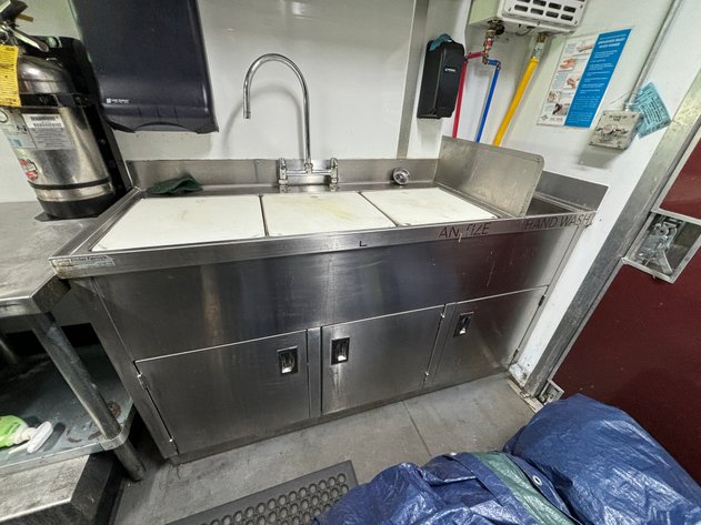 Image for 2018 Ford F-59 Step Van Food Truck