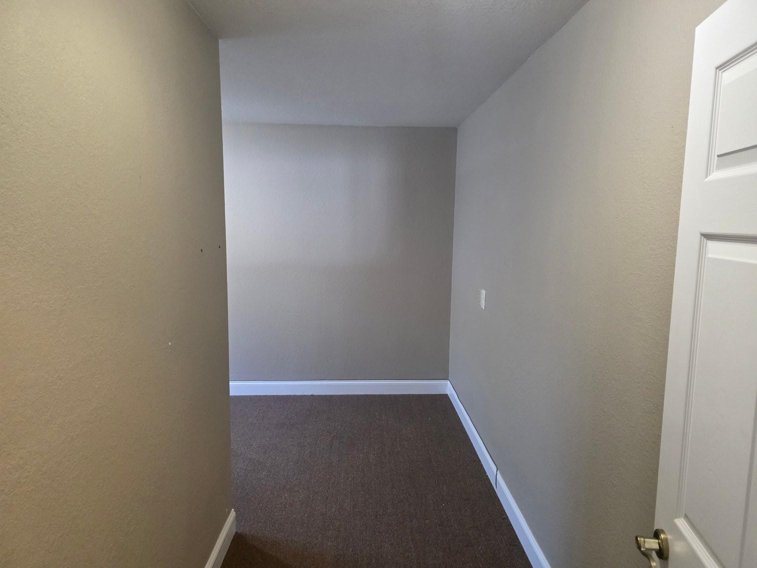 Image for Commercial Multi-Suite Office Building in Cornelia, GA