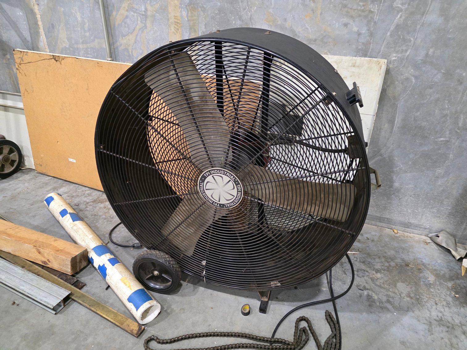 Image for Equipment from Former Manufacturing Facility