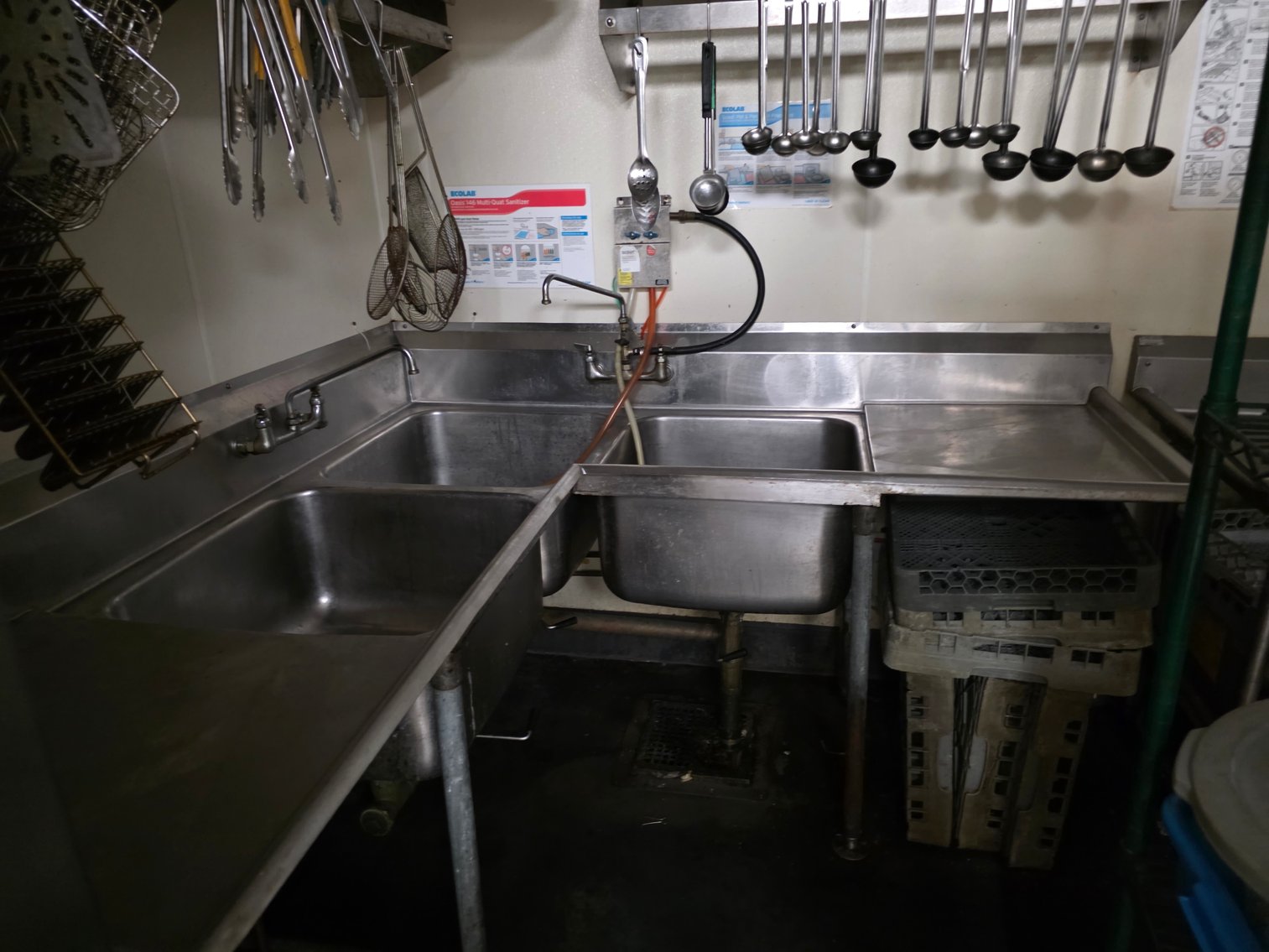 Image for Bank Ordered Auction of Wild Wing Cafe' in Snellville, GA