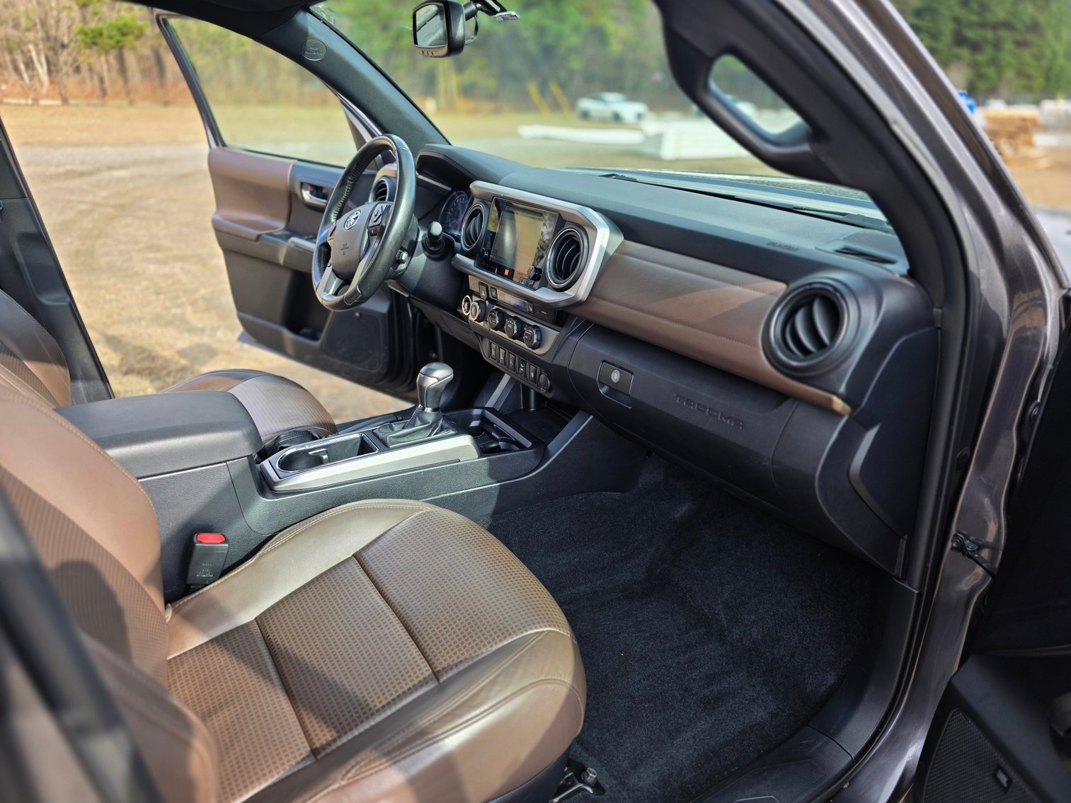 Image for 2017 Toyota Tacoma